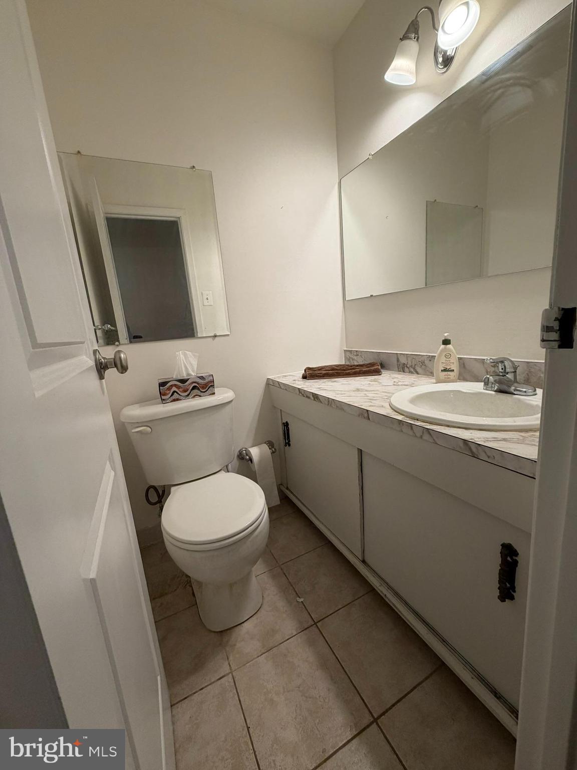 11107 Ridgeway Street Philadelphia, PA 19116 - Photo 16 of 40 Gallery Image 16