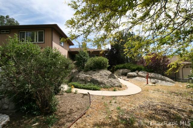 29160 North Lower Valley Road Tehachapi, CA 93561 - Photo 11 of 32 Gallery Image 11