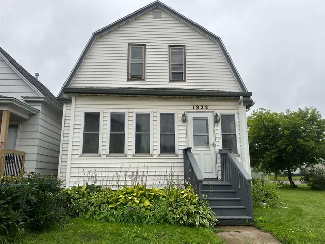 $164,900 | 1822 North 21st Street, Superior, WI 54880