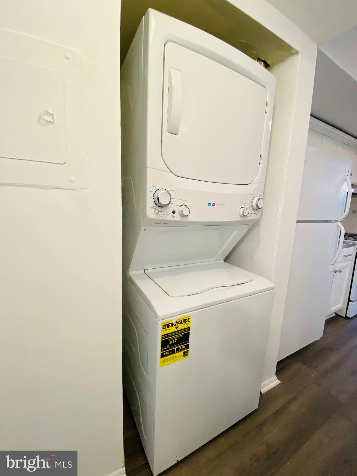 2072 Royal Fern Court, Unit 22B Reston, VA 20191 - Photo 5 of 21 Washer and Dryer