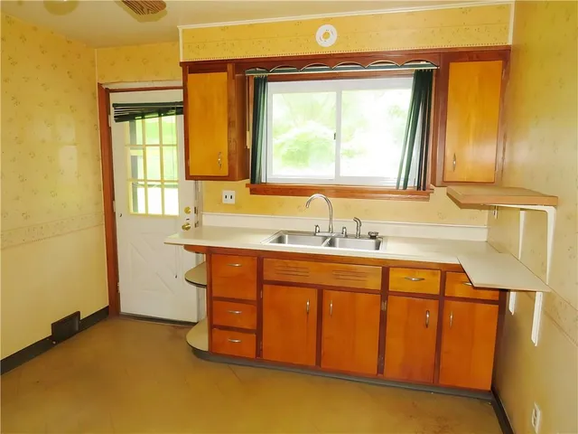 $34,900 | 545 Park Avenue, Monongahela, PA 15063