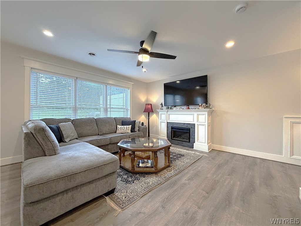 10975 Main Street Clarence, NY 14031 - Photo 13 of 29