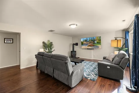 $1,100,000 | 19812 13th Place West, Lynnwood, WA 98036