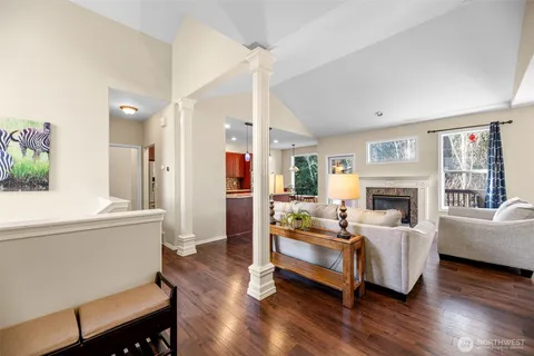 $1,100,000 | 19812 13th Place West, Lynnwood, WA 98036