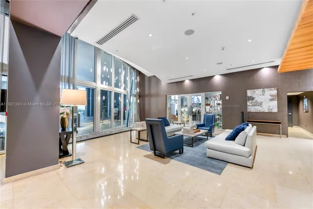 a view of a lobby area