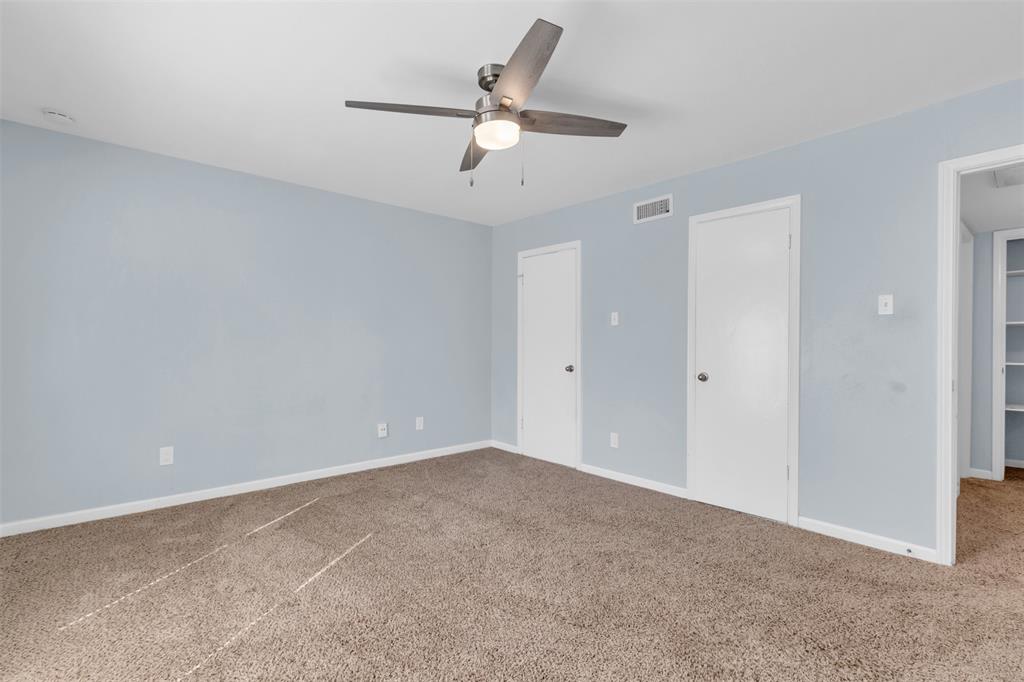 4688 Matilda Street, Unit H Dallas, TX 75206 - Photo 14 of 20 a view of an empty room
