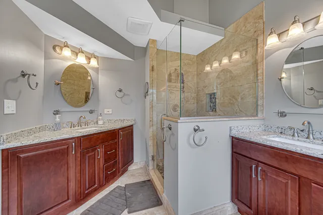 $740,000 | 4458 Hatch Lane, Lisle, IL 60532