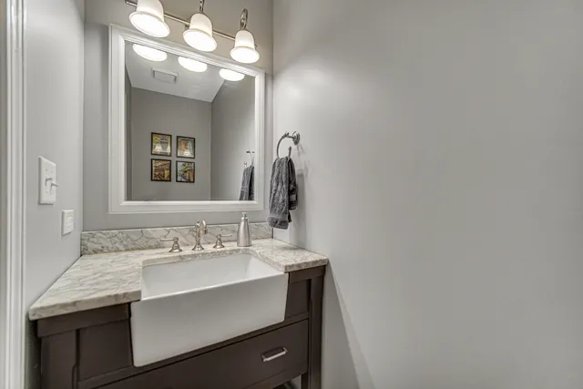 $740,000 | 4458 Hatch Lane, Lisle, IL 60532