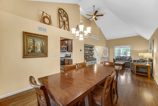 $740,000 | 4458 Hatch Lane, Lisle, IL 60532