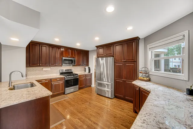 $740,000 | 4458 Hatch Lane, Lisle, IL 60532