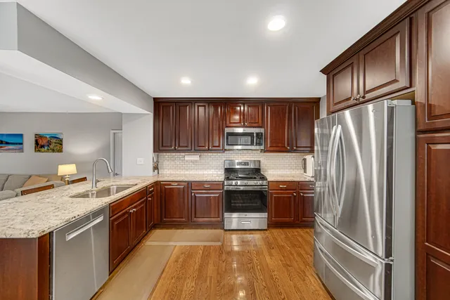 $740,000 | 4458 Hatch Lane, Lisle, IL 60532