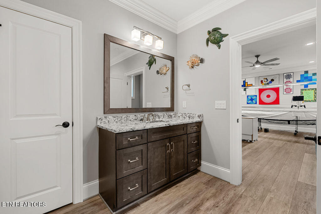 511 Commodore Drive Lenoir City, TN 37772 - Photo 37 of 60 Full Bathroom 2