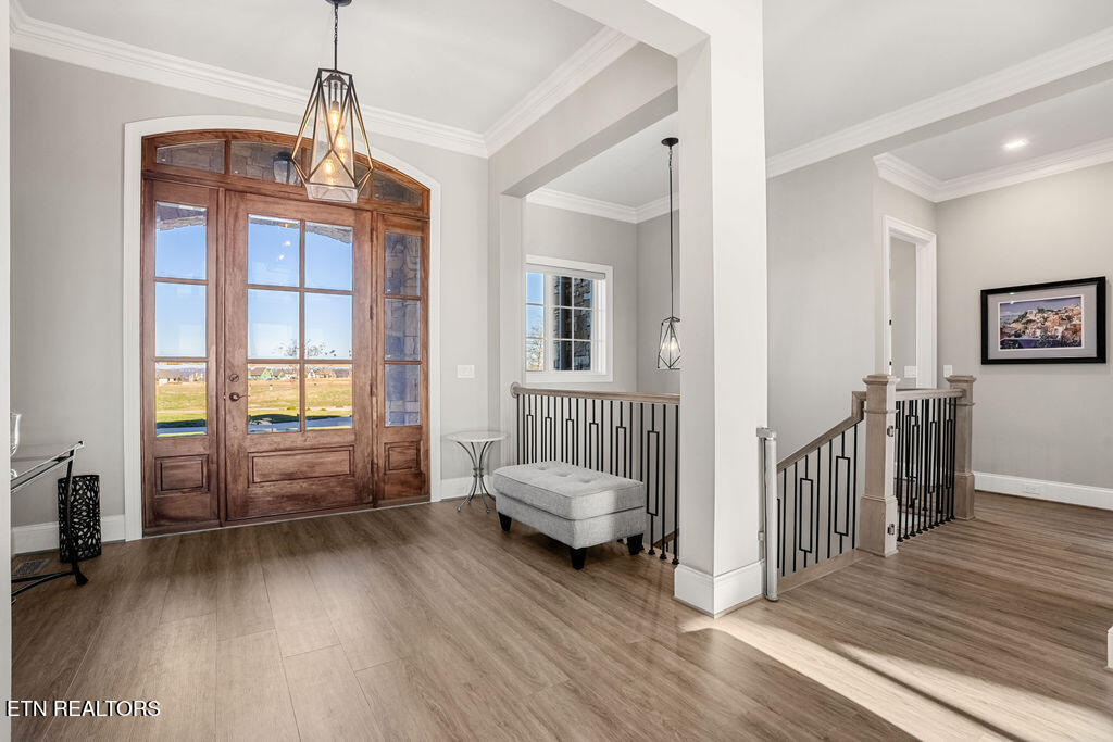 511 Commodore Drive Lenoir City, TN 37772 - Photo 10 of 60 Front Foyer