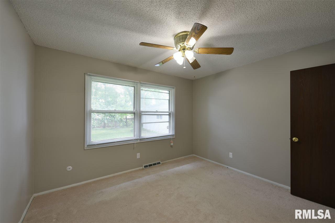 2916 Somerton Road Springfield, IL 62702 - Photo 18 of 34