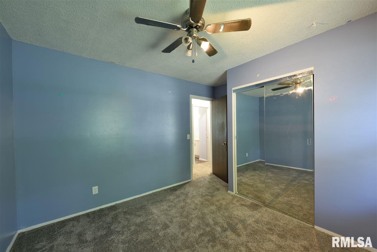 2916 Somerton Road Springfield, IL 62702 - Photo 21 of 34