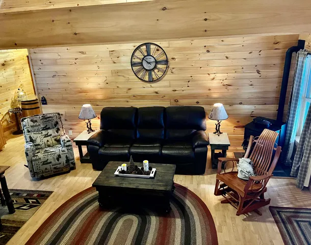 $444,000 | 33 Timberland Road, Pittsburg, NH 03592