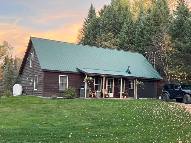 $444,000 | 33 Timberland Road, Pittsburg, NH 03592