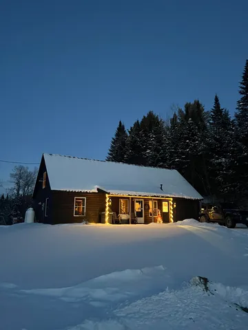 $444,000 | 33 Timberland Road, Pittsburg, NH 03592