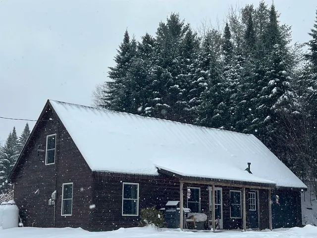 $444,000 | 33 Timberland Road, Pittsburg, NH 03592