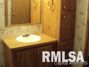 114 West F Alpha, IL 61413 - Photo 5 of 23 Gallery Image 5