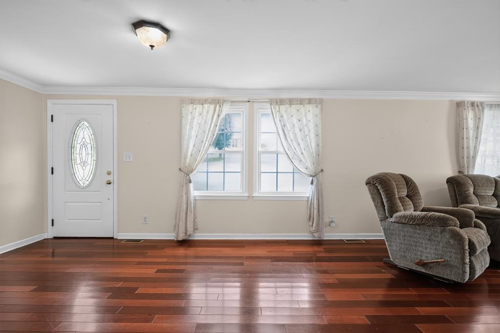 957 Hubbard Town Road Honaker, VA 24260 - Photo 13 of 51 Gallery Image 13