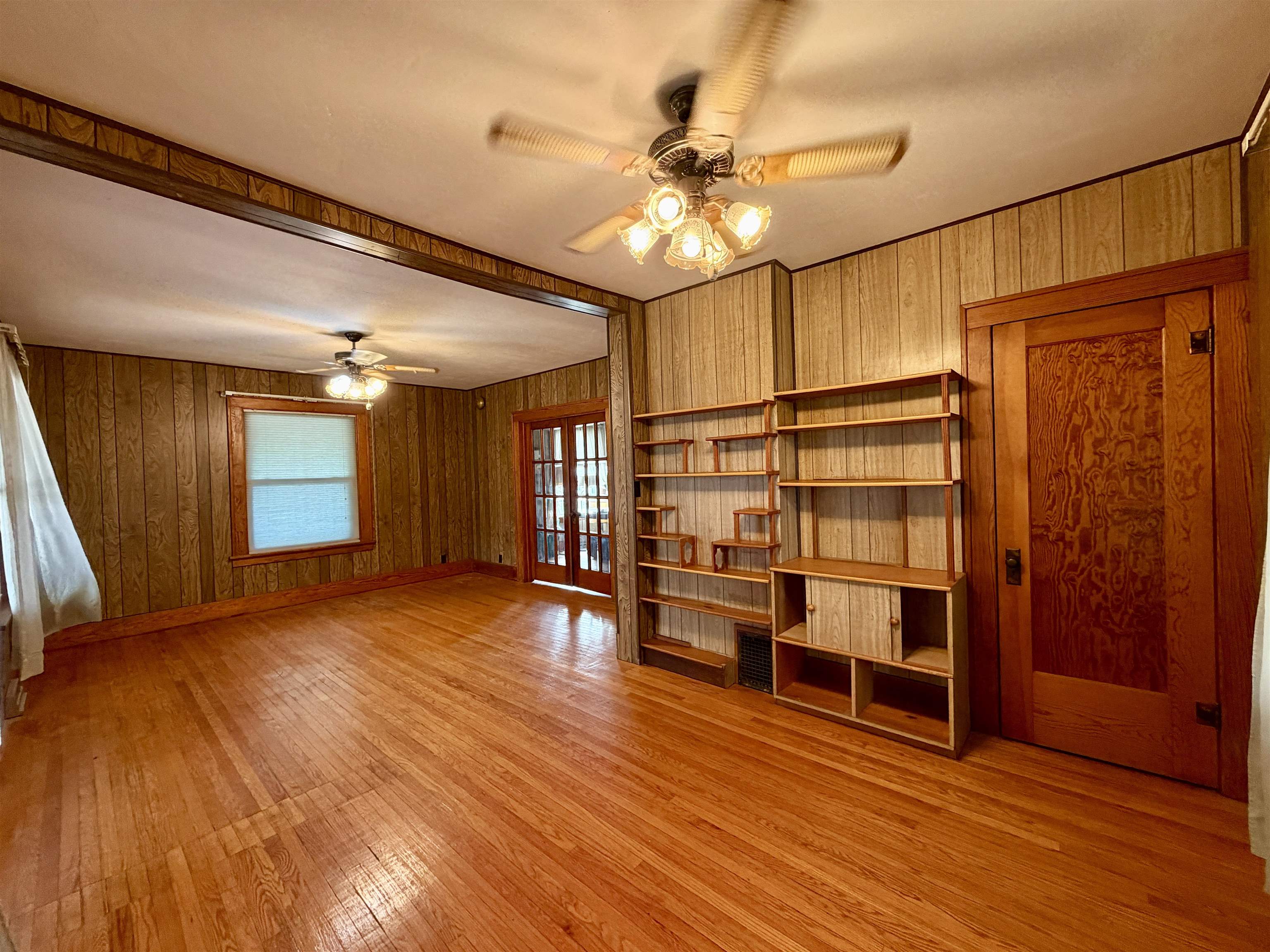 109 East Rapp Street Mount Carroll, IL 61053 - Photo 7 of 32 Gallery Image 7