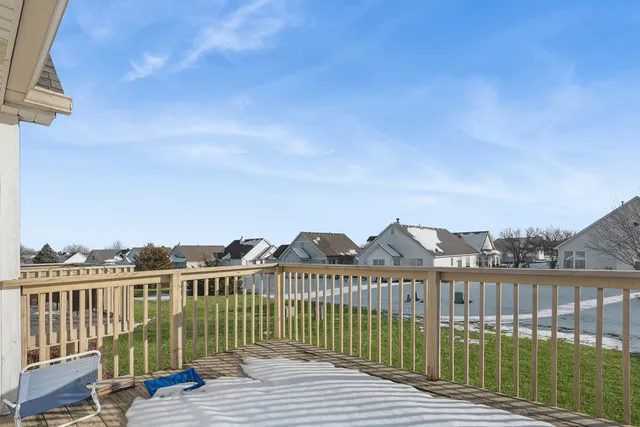 $275,000 | 1703 Fieldstone Drive South, Unit 1703, Shorewood, IL 60404