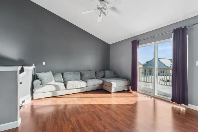 $275,000 | 1703 Fieldstone Drive South, Unit 1703, Shorewood, IL 60404