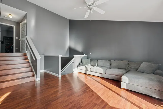 $275,000 | 1703 Fieldstone Drive South, Unit 1703, Shorewood, IL 60404