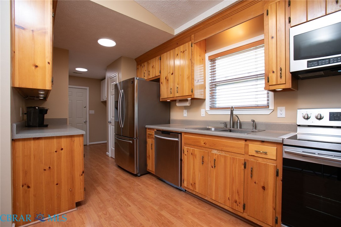 3071 Rachael Lane Hayes, VA 23072 - Photo 13 of 45