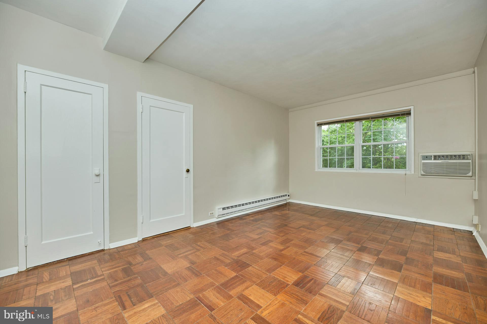 3432 Gunston Road Alexandria, VA 22302 - Photo 11 of 24 Primary bedroom