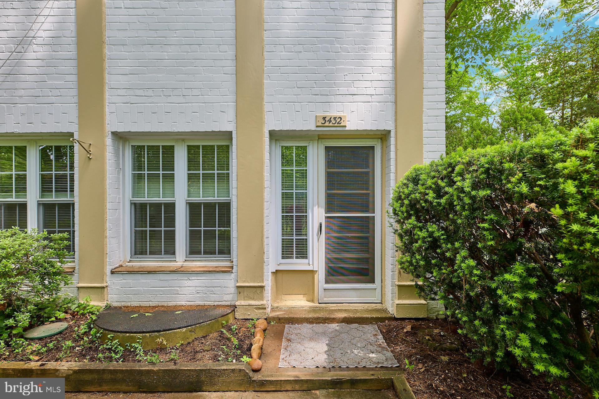 3432 Gunston Road Alexandria, VA 22302 - Photo 16 of 24 Patio Door to condo