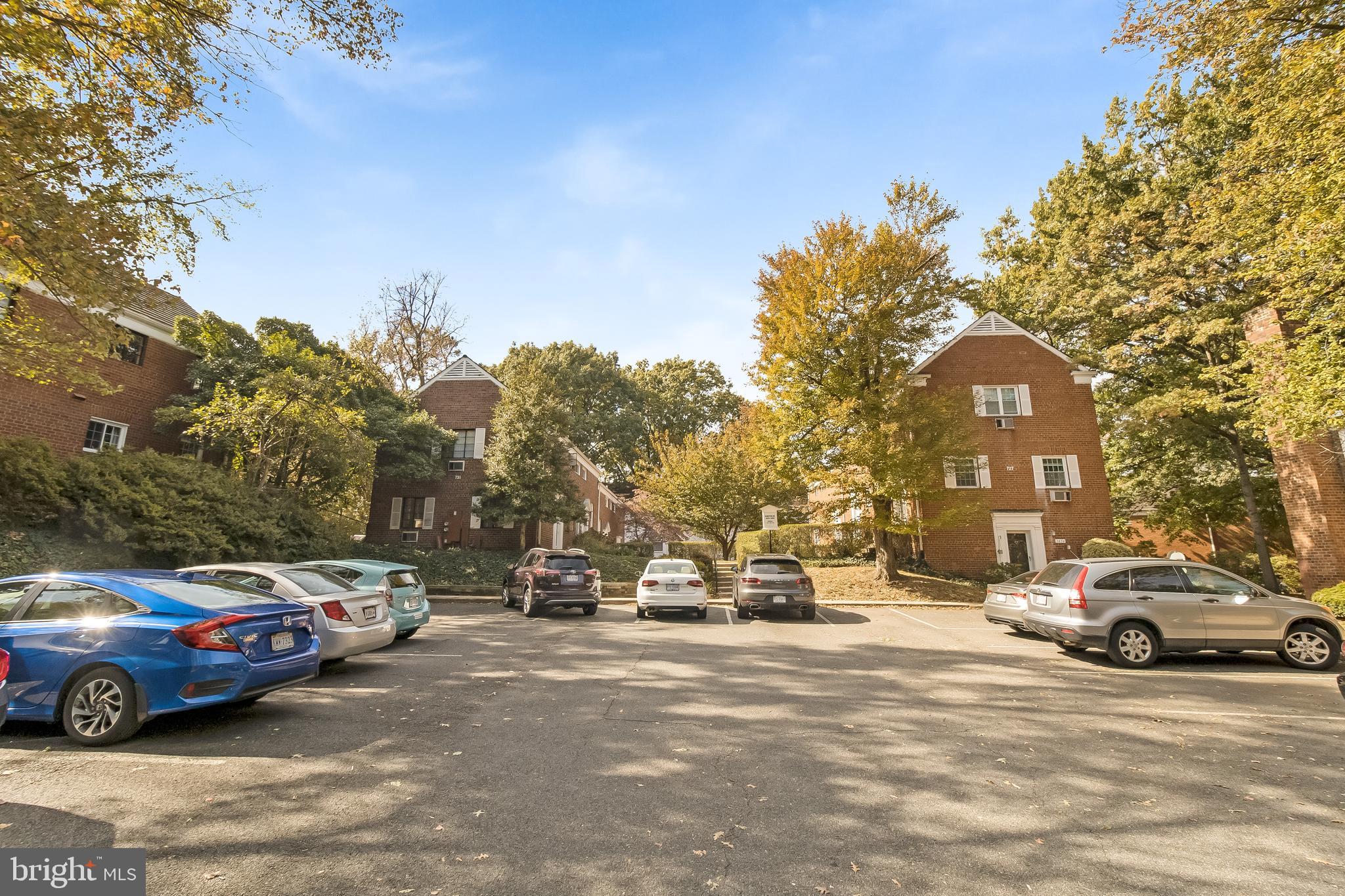 3432 Gunston Road Alexandria, VA 22302 - Photo 19 of 24 Free parking off-street & lots of street parking!