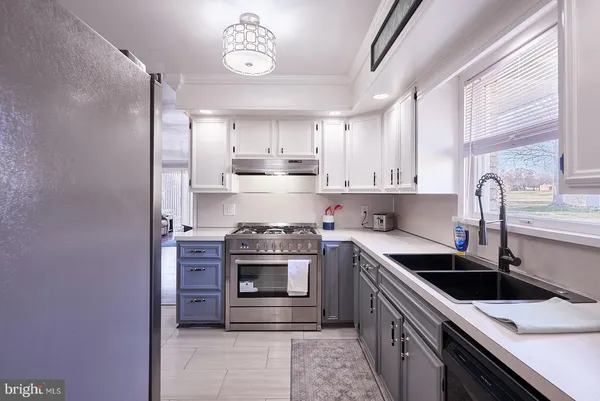 $375,900 | 884 Ahrens Road, Reading, PA 19606