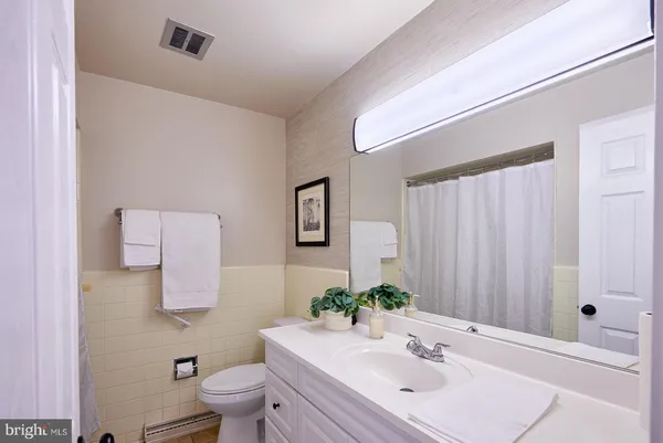 $375,900 | 884 Ahrens Road, Reading, PA 19606