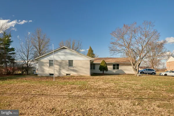 $375,900 | 884 Ahrens Road, Reading, PA 19606