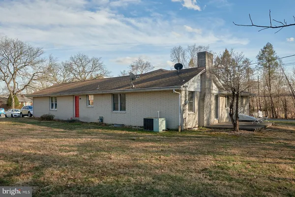 $375,900 | 884 Ahrens Road, Reading, PA 19606