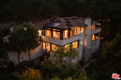 $2,299,000 | 1273 Fernwood Pacific Drive, Topanga, CA 90290