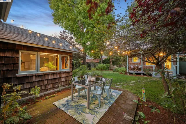 $995,000 | 1197 Curtis Street, Albany, CA 94706