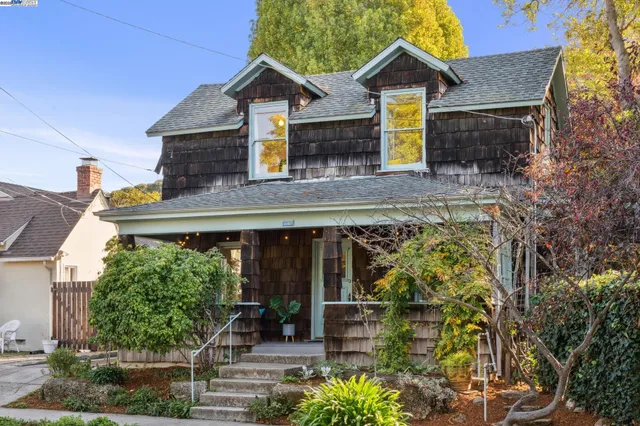 $995,000 | 1197 Curtis Street, Albany, CA 94706