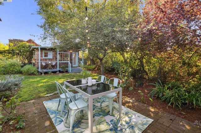 $995,000 | 1197 Curtis Street, Albany, CA 94706