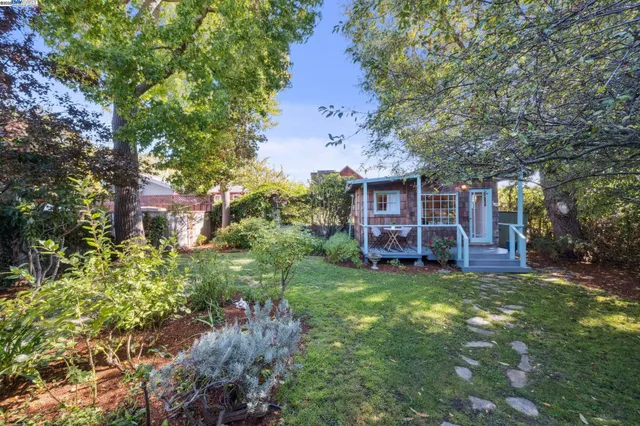 $995,000 | 1197 Curtis Street, Albany, CA 94706