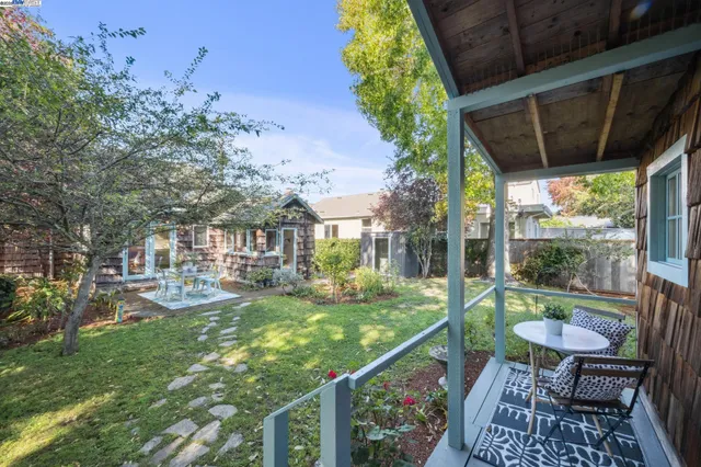 $995,000 | 1197 Curtis Street, Albany, CA 94706