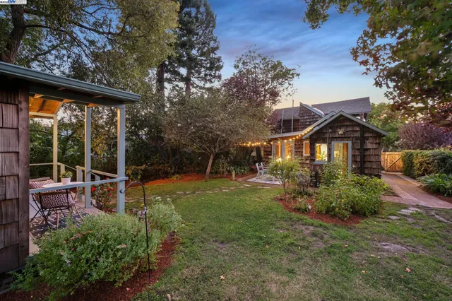 $995,000 | 1197 Curtis Street, Albany, CA 94706