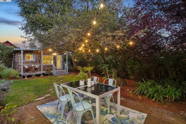 $995,000 | 1197 Curtis Street, Albany, CA 94706