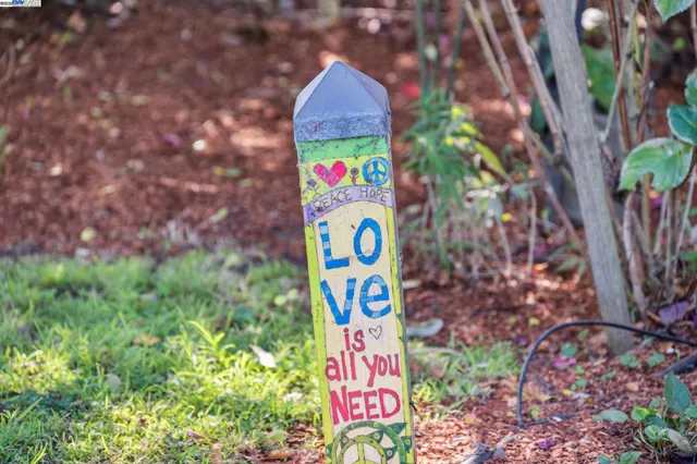 $995,000 | 1197 Curtis Street, Albany, CA 94706