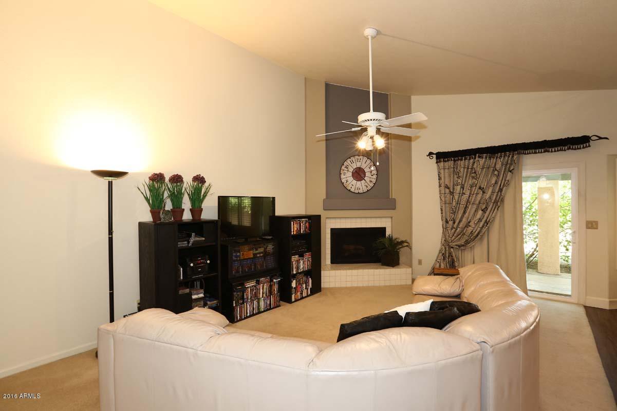 2914 East Calavar Road Phoenix, AZ 85032 - Photo 20 of 39 Family Room