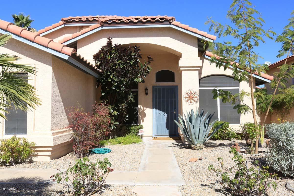 2914 East Calavar Road Phoenix, AZ 85032 - Photo 3 of 39 Entry