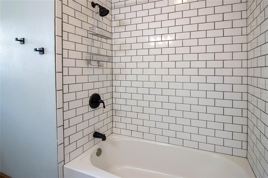 492 Cr 1107 Maud Tx 75567 Maud, TX 75567 - Photo 17 of 29