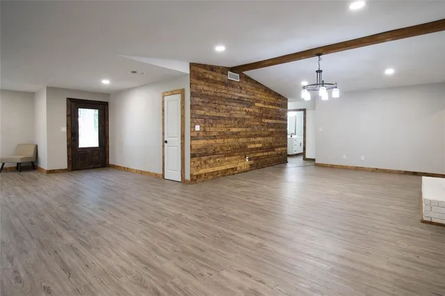 $584,999 | 492 Cr 1107 Maud Tx 75567, Maud, TX 75567